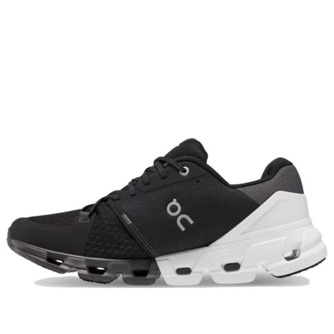 Cloudflyer 4 “Black White”