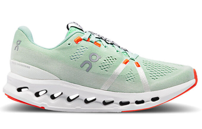 Cloudsurfer “Creek White”