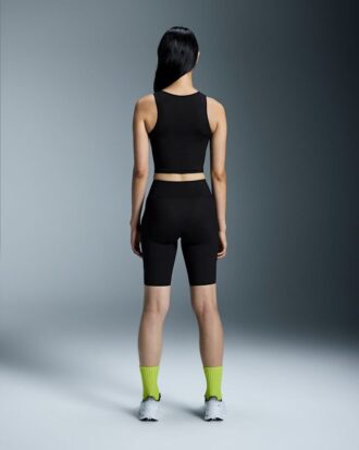 Kvinder Studio Cut-Out Crop